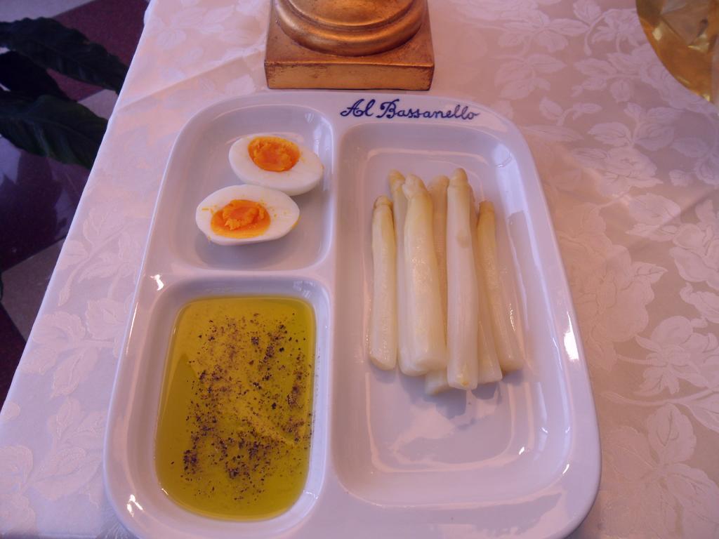 Hotel Ristorante Al Bassanello 바사노델그라파 외부 사진