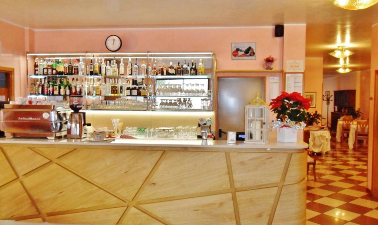 Hotel Ristorante Al Bassanello 바사노델그라파 외부 사진